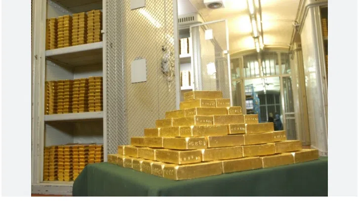 Or montagne d'or à la banque